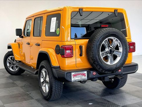 Used 2021 Jeep Wrangler Unlimited Sahara AWD/4WD image 10