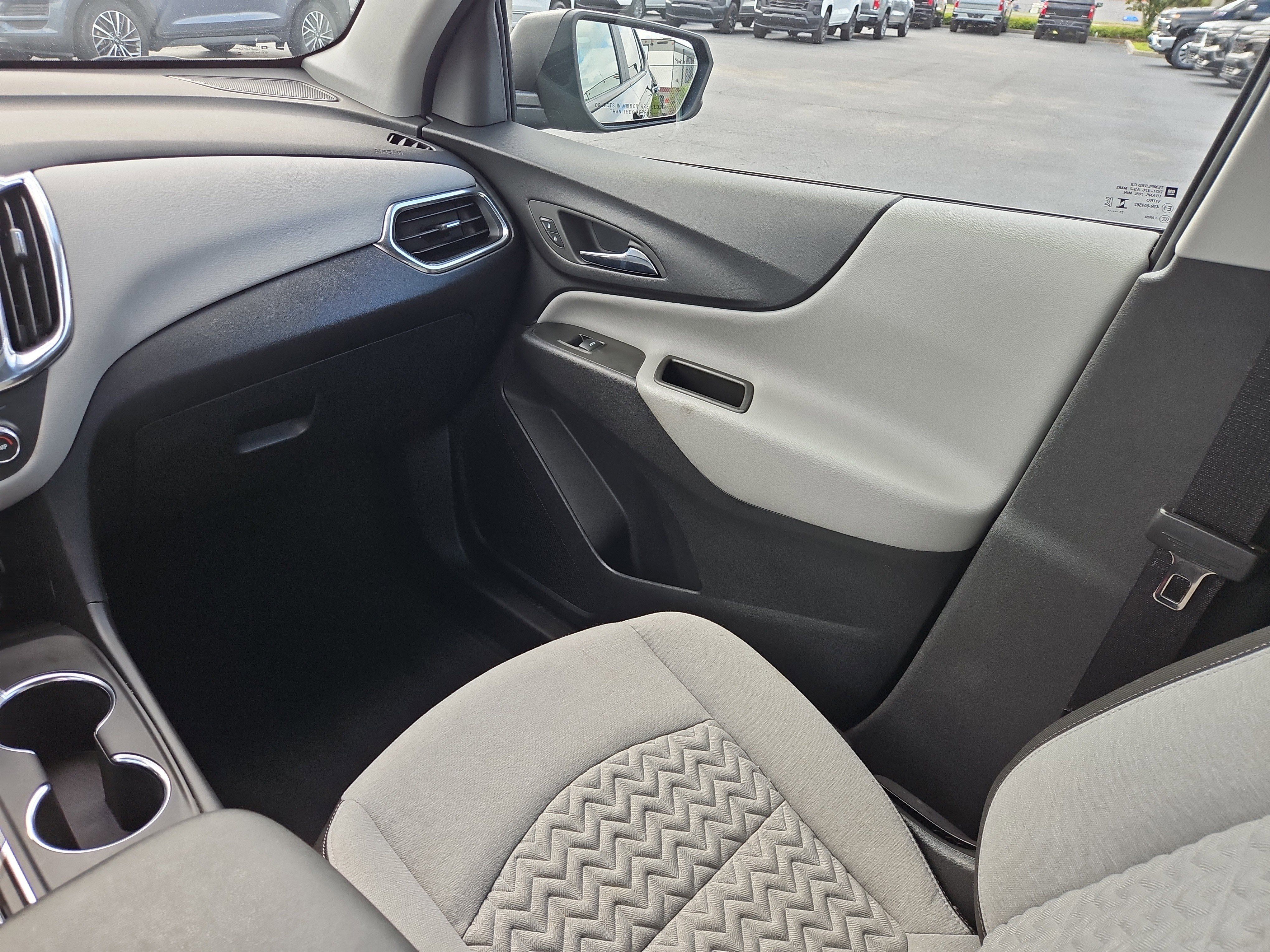 Certified 2024 Chevrolet Equinox LS w/ LS Convenience Package FWD image 9