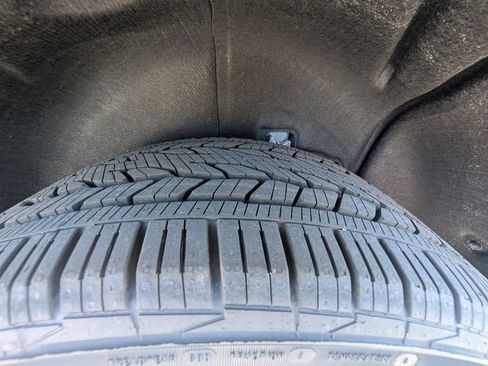 New 2026 GMC Acadia Denali w/ Super Cruise Package image 25