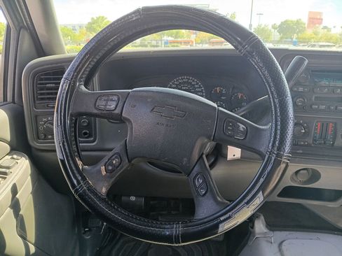 Used 2005 Chevrolet Silverado 1500 LS w/ Light Duty Power Package RWD image 14