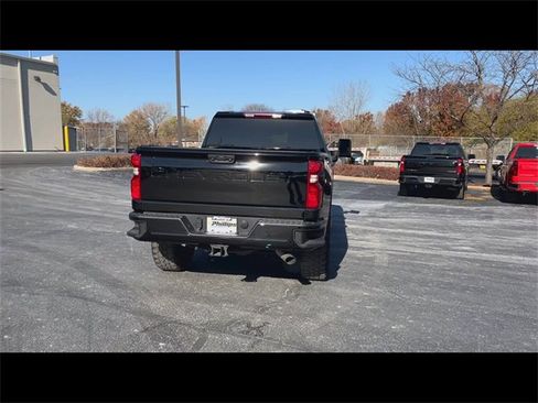 Certified 2025 Chevrolet Silverado 2500 Custom w/ Custom Convenience Package image 3