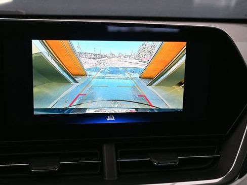 New 2026 Chevrolet Trax LT w/ Driver Confidence Package FWD image 28