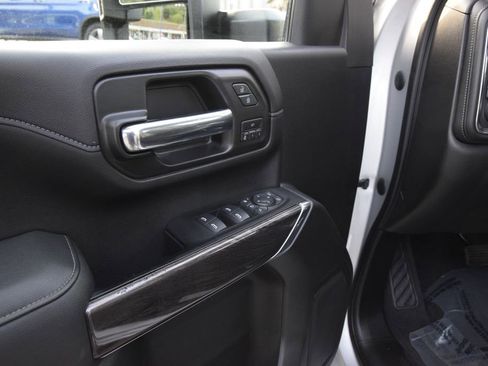 Used 2020 Chevrolet Silverado 2500 LTZ w/ LTZ Convenience Package image 22