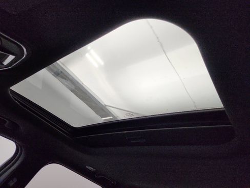 Used 2023 Jeep Grand Cherokee Altitude image 27