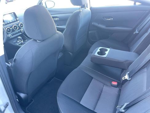 Used 2022 Nissan Sentra SV image 20