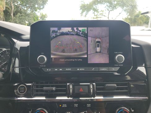 Used 2023 Nissan Pathfinder Rock Creek image 8