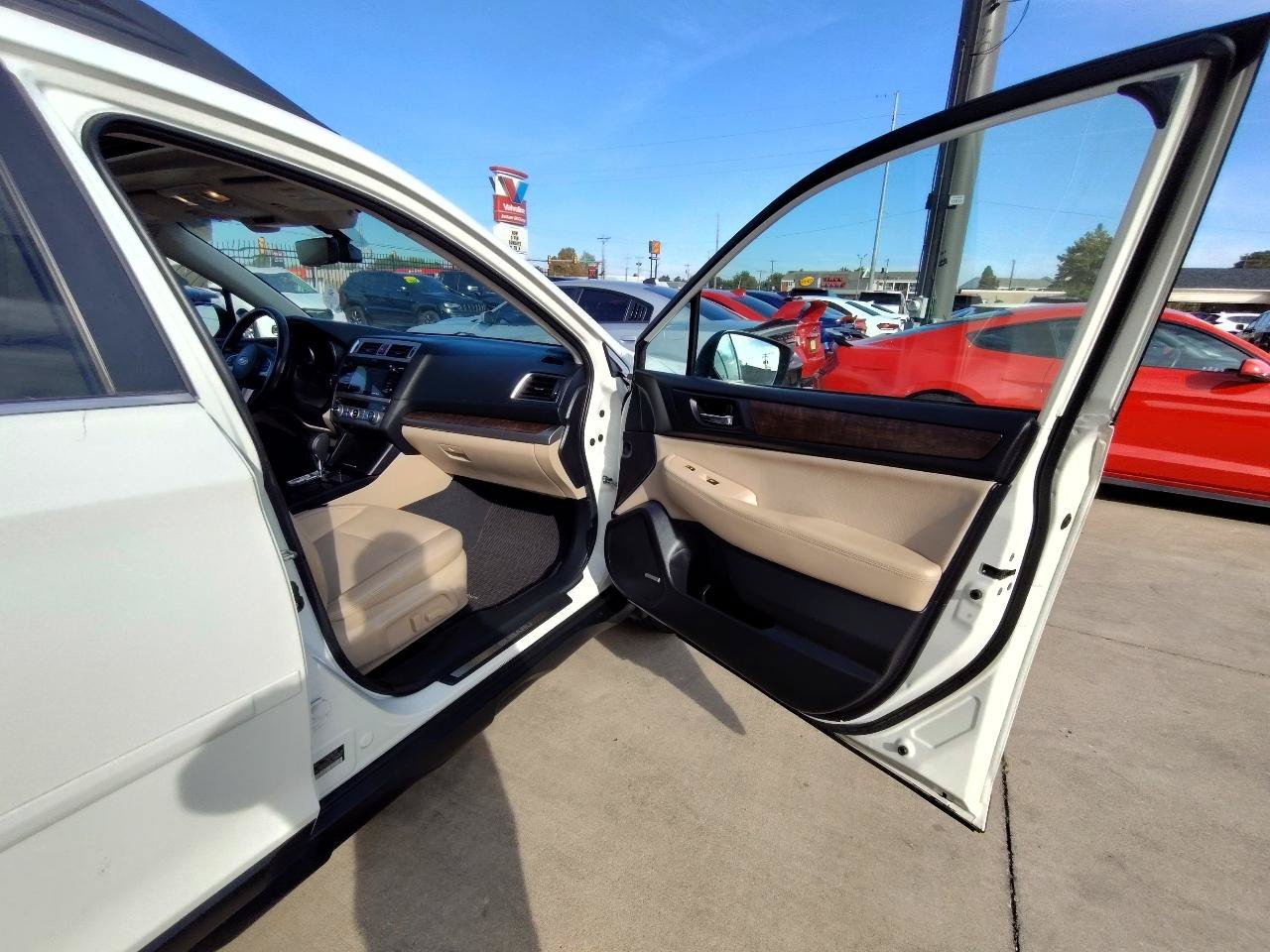 Used 2017 Subaru Outback 2.5i Limited AWD/4WD image 47