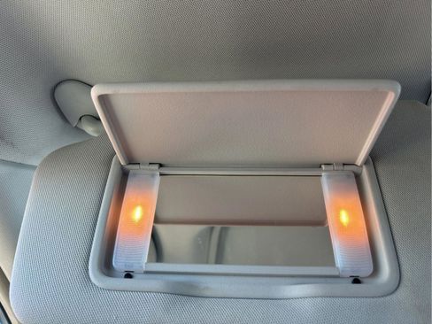 Used 2011 Subaru Outback 3.6R Limited w/ PWR Moonroof Pkg image 33