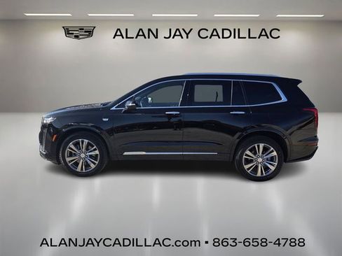 Certified 2025 Cadillac XT6 Premium Luxury image 2