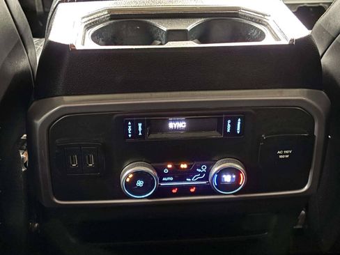 Used 2019 Ford Expedition Platinum AWD/4WD image 27