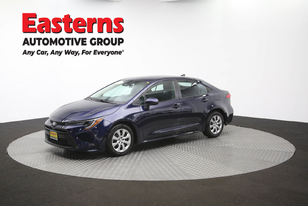 Used 2024 Toyota Corolla LE FWD image 57