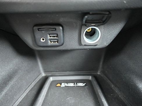 Used 2023 Chevrolet Traverse RS AWD/4WD image 20