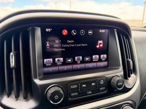 Used 2016 GMC Canyon SLE w/ Nightfall Edition AWD/4WD image 25