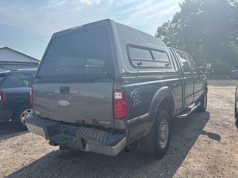 Used 2012 Ford F250 XL w/ PWR Equipment Group image 2