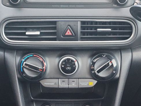 Used 2020 Hyundai Kona SEL Plus image 18