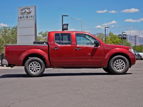 Used 2019 Nissan Frontier SV RWD image 13