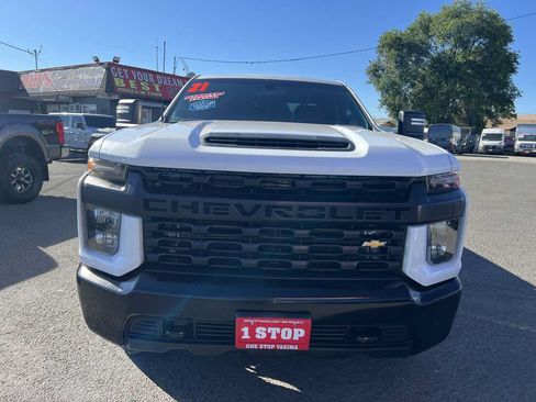 Used 2021 Chevrolet Silverado 2500 W/T w/ WT Fleet Convenience Package AWD/4WD image 2