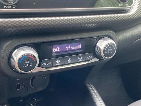Used 2020 Nissan Kicks SV FWD image 25