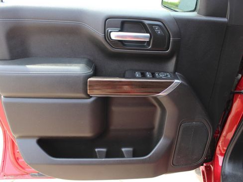 Used 2019 Chevrolet Silverado 1500 RST w/ All-Star Edition image 10