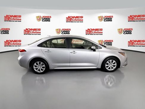 Certified 2022 Toyota Corolla LE FWD image 16