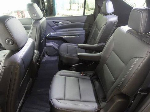 New 2026 Chevrolet Traverse LT w/ Driver Confidence Package image 4