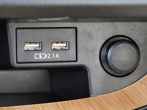 Used 2021 Lexus RX 350L Premium w/ Premium Package image 31