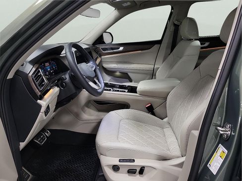 Used 2026 Volkswagen Atlas SEL Premium R-Line AWD/4WD image 11