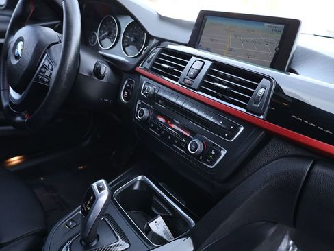 Used 2015 BMW 328i Sedan RWD image 21