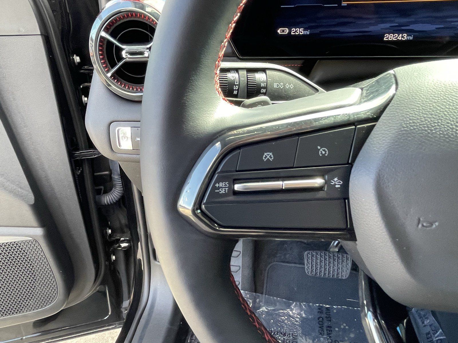 Used 2024 Chevrolet Blazer EV RS RWD image 24