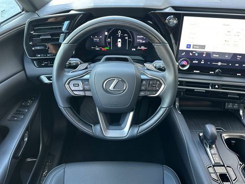 Certified 2025 Lexus RX 350h image 18