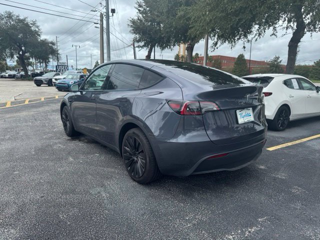 Used 2023 Tesla Model Y Long Range AWD/4WD image 3