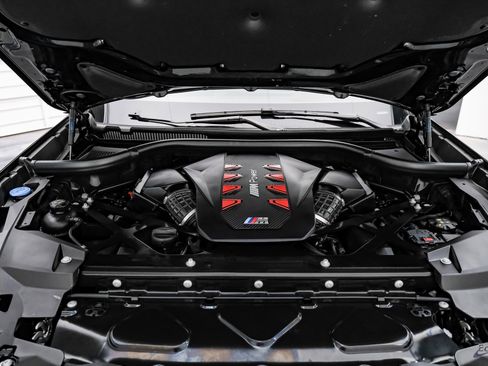 Used 2024 BMW X5 M Competition w/ Executive Package image 75