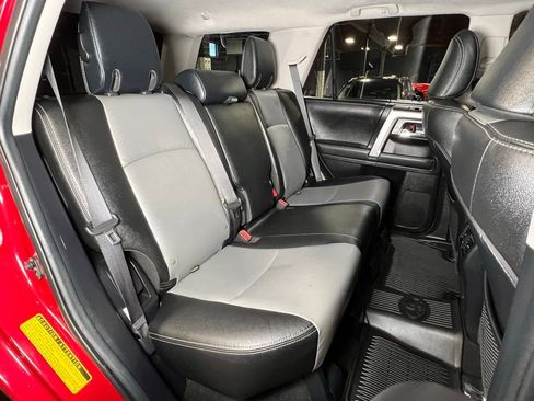 Used 2021 Toyota 4Runner SR5 Premium w/ Moonroof Package image 15