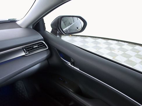Used 2023 Toyota Camry XSE FWD image 24