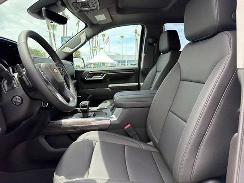 New 2026 Chevrolet Silverado 1500 LTZ w/ LTZ Premium Package RWD image 18