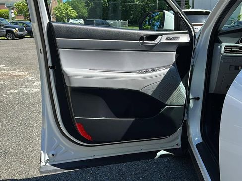 New 2022 Hyundai Palisade SEL w/ 8P Bench Seat Package image 11