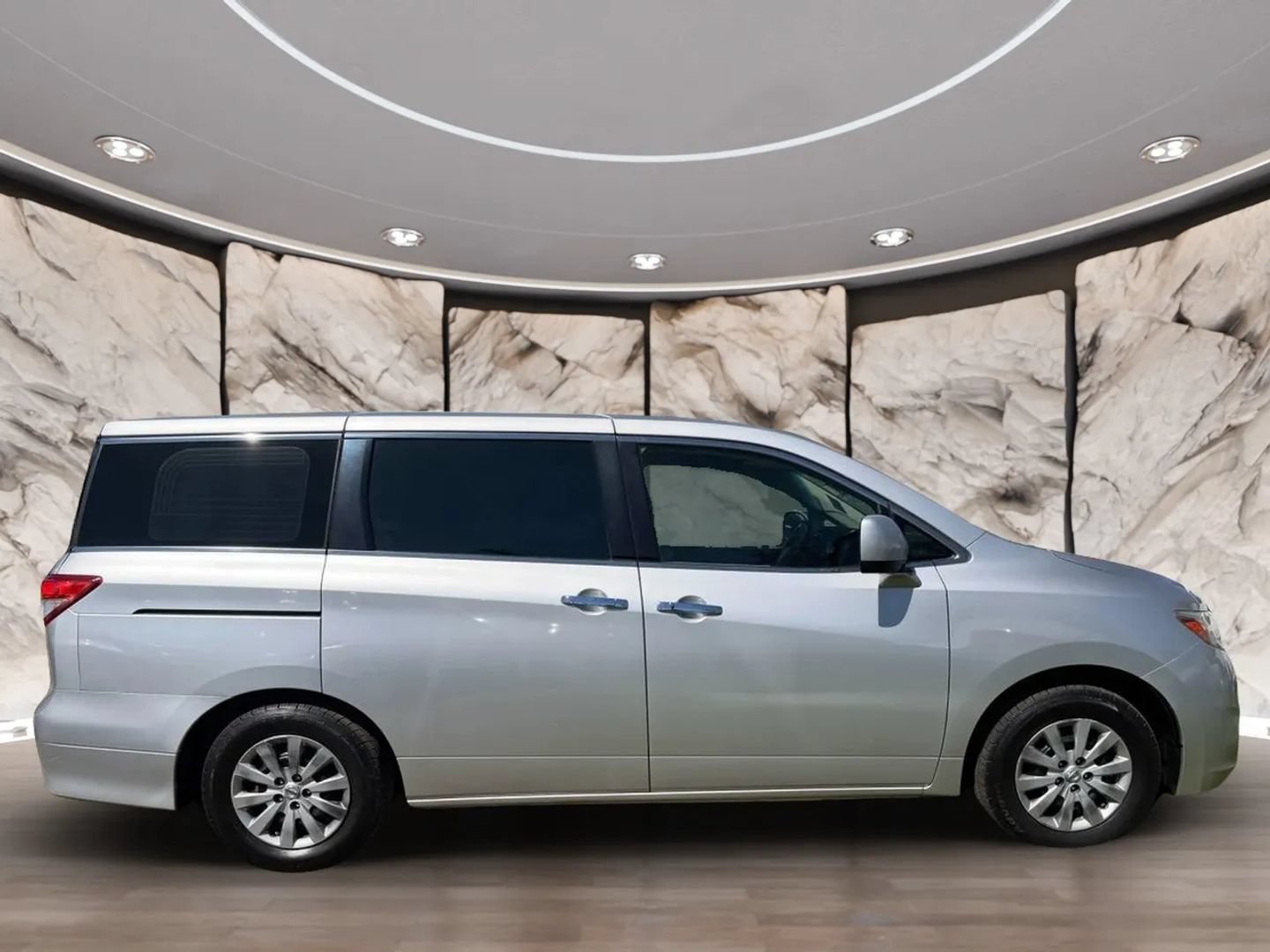 Used 2013 Nissan Quest S FWD image 4