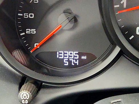 Used 2022 Porsche 718 Boxster T Roadster with Adaptive Sport image 16