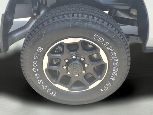 Used 2026 RAM 2500 Laramie AWD/4WD image 9