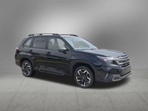 Used 2025 Subaru Forester Limited AWD/4WD image 8