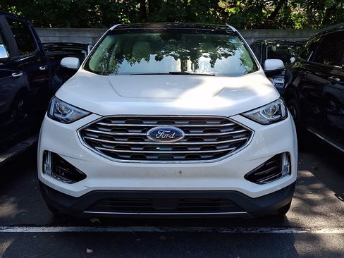 Used 2020 Ford Edge SEL w/ Convenience Package AWD/4WD image 2
