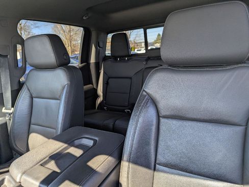 Used 2020 Chevrolet Silverado 1500 LT w/ All-Star Edition image 28