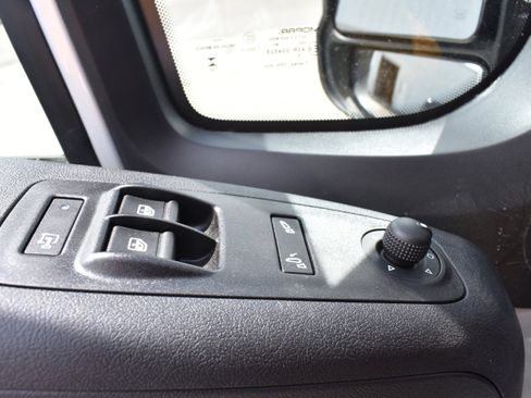 New 2026 RAM ProMaster 2500 w/ Premium Convenience Group FWD image 21