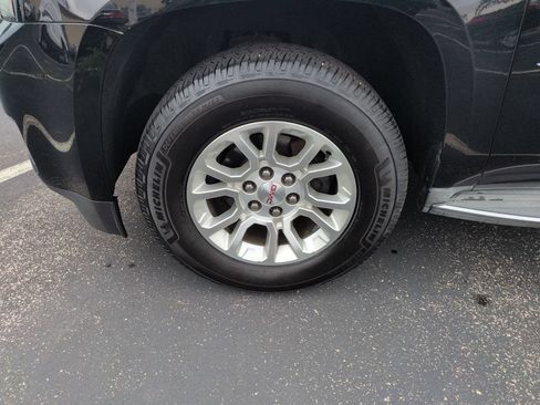 Used 2015 GMC Yukon SLT AWD/4WD image 28