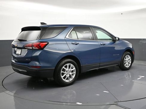 Certified 2024 Chevrolet Equinox LT AWD/4WD image 5