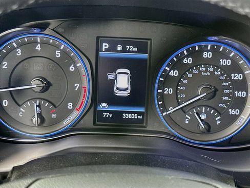 Used 2019 Hyundai Kona Ultimate FWD image 12