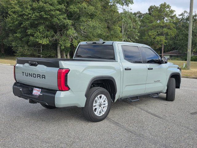 Used 2025 Toyota Tundra SR5 w/ SR5 Convenience Package AWD/4WD image 5