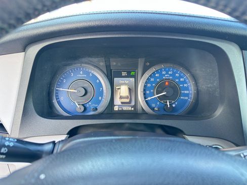 Used 2018 Toyota Sienna XLE Premium image 17