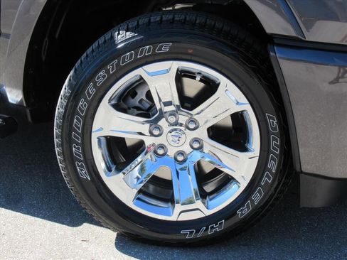 New 2026 RAM 1500 4x4 Crew Cab image 7