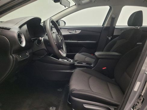 Used 2023 Kia Forte LXS FWD image 17